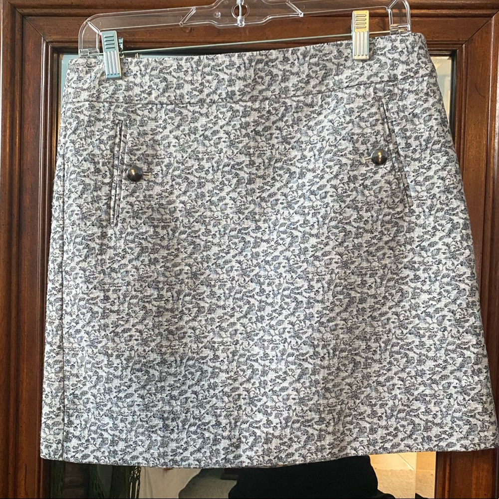 LOFT Petite Floral Linen Blend Mini Skirt